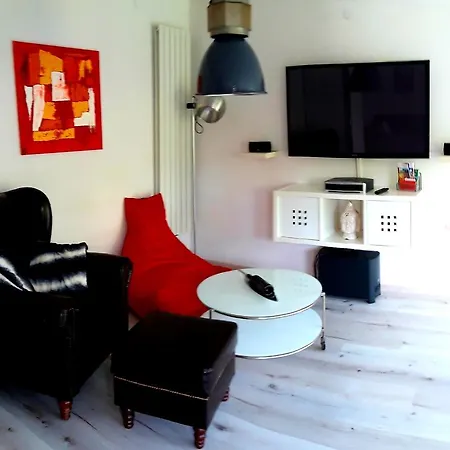 Apartment Arthouse 2